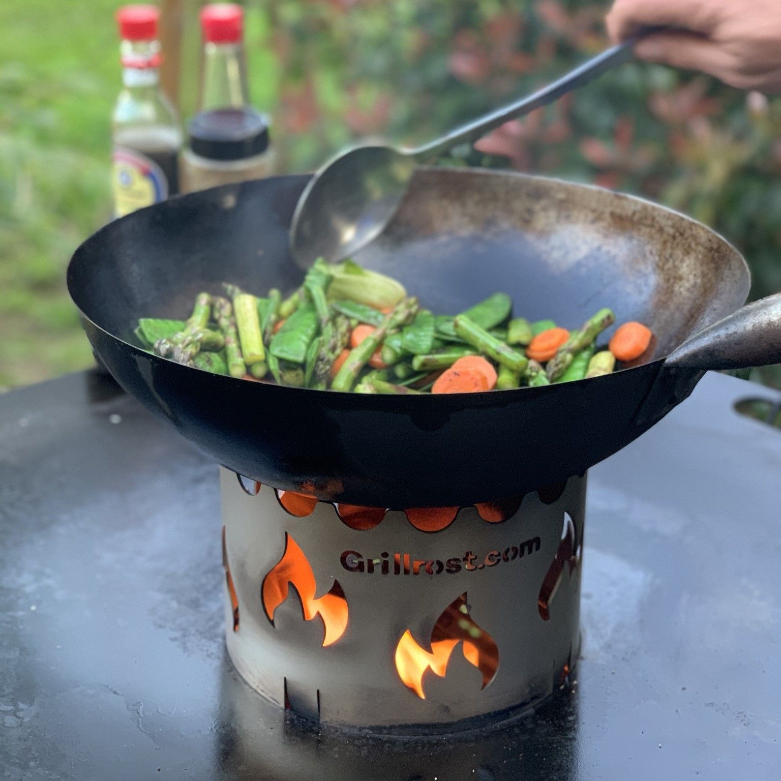 Rehausse pour wok en acier inoxydable pour plaques de cuisson pour griller au wok et protéger contre l'affaissement